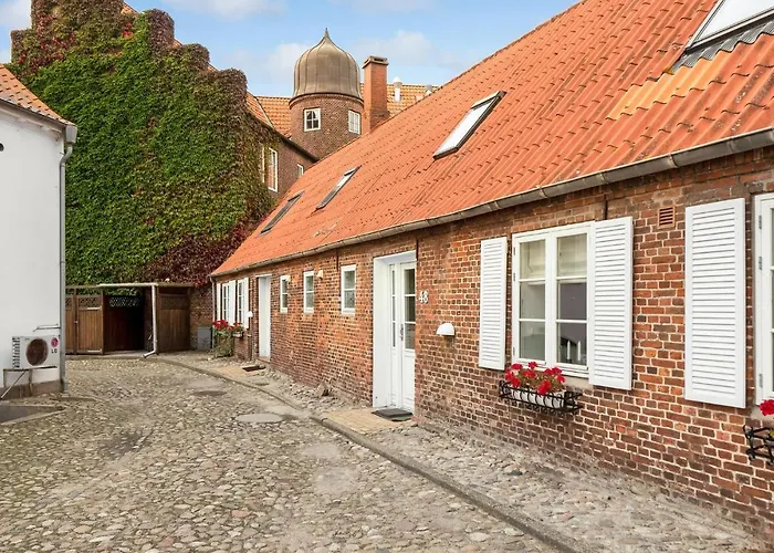 2 Bedroom Cozy In Semesterbostad Tønder