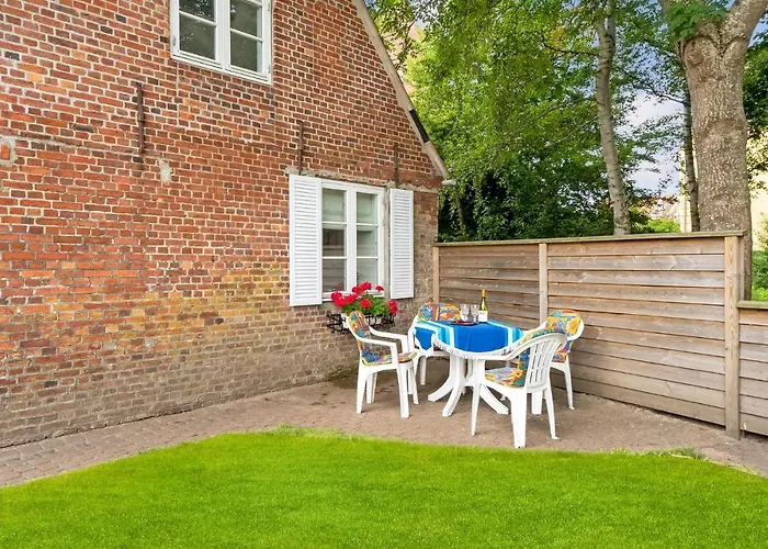 2 Bedroom Cozy In * Tønder